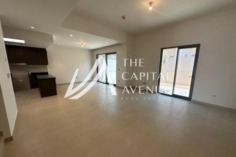 Townhouse in Khalifa City, Abu Dhabi, UAE 2 bedrooms, 123 sq.m. № 605014 - photo 1
