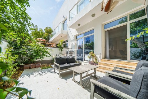 Vila v Jumeirah Village Triangle, Dubai, SAE 3 ložnice, 152 m² Č.: 592614 - fotografie 16