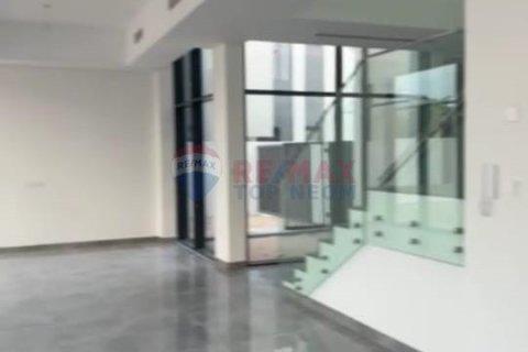 Vila di Al Furjan, Dubai, UAE 4 bilik tidur, 462.8 meter persegi № 541281 - foto 7