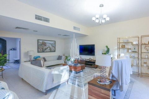 Vila v Abu Dhabi, SAE 4 ložnice, 253.6 m² Č.: 544446 - fotografie 7