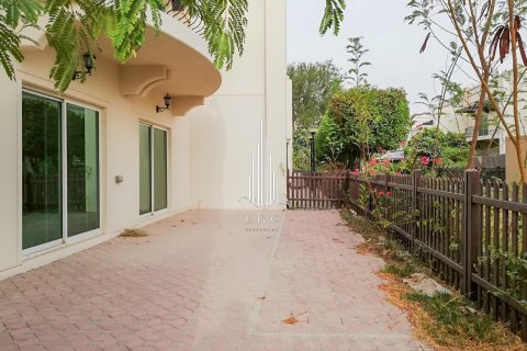Vila v Abu Dhabi, SAE 4 ložnice, 253.6 m² Č.: 544446 - fotografie 17