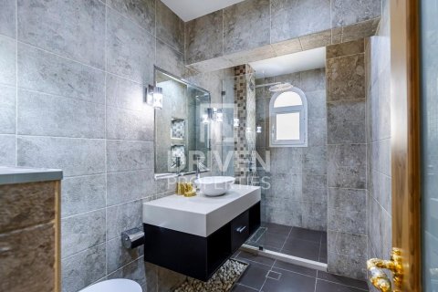 Vila u The Villa, Dubai, UAE 5 spavaćih soba, 1077 m2 Br. 602373 - fotografija 26
