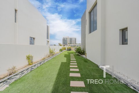 Vila v Dubai South (Dubai World Central), SAE 4 ložnice, 478 m² Č.: 586654 - fotografie 27