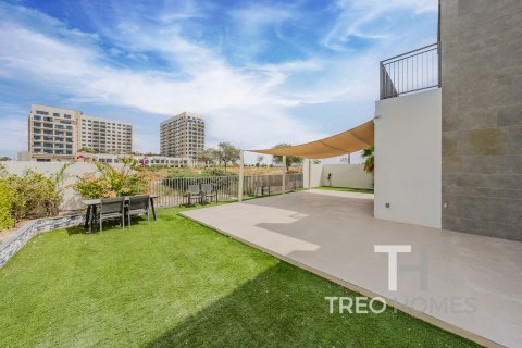 Vila v Dubai South (Dubai World Central), SAE 4 ložnice, 478 m² Č.: 586654 - fotografie 1