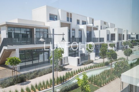 Townhouse di Arabian Ranches 3, Dubai, UEA 3 kamar tidur, 205 m2 nomor 627435 - foto 3