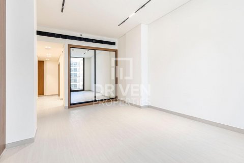 Apartmen di Business Bay, Dubai, UAE 1 bilik, 56 meter persegi № 602622 - foto 4