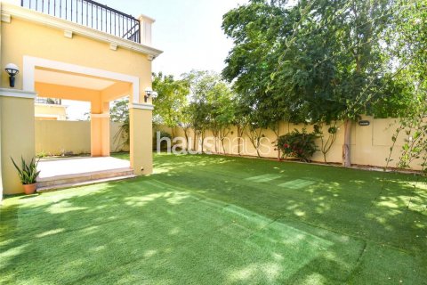 Villa in Jumeirah Park, Dubai, UAE 4 bedrooms, 386 sq.m. № 626432 - photo 3