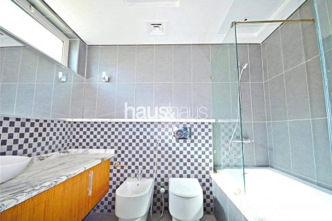 Villa in Jumeirah Park, Dubai, UAE 4 bedrooms, 386 sq.m. № 626434 - photo 9