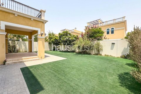 Villa in Jumeirah Park, Dubai, UAE 4 bedrooms, 386 sq.m. № 626434 - photo 4