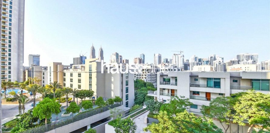 Apartment in The Views, Dubai, UAE 1 bedroom, 68 sq.m. № 625658