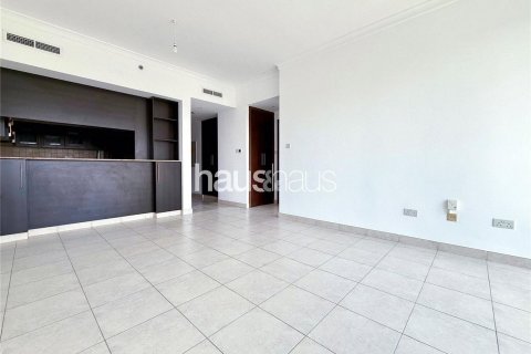 Apartment in The Views, Dubai, UAE 1 bedroom, 68 sq.m. № 625658 - photo 2