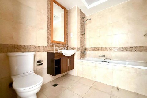 Apartment in The Views, Dubai, UAE 1 bedroom, 68 sq.m. № 625658 - photo 10