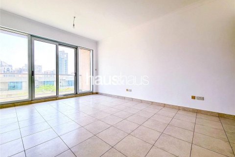 Apartment in The Views, Dubai, UAE 1 bedroom, 68 sq.m. № 625658 - photo 4