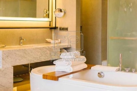 Apartmen di Al Zorah, Ajman, UAE 1 bilik tidur, 77.4 meter persegi № 578863 - foto 5