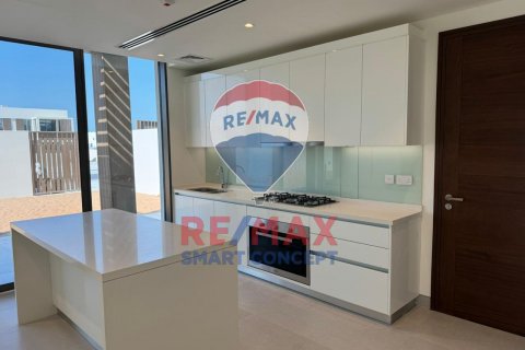 Vila v Abu Dhabi, SAE 4 ložnice, 989.2 m² Č.: 595707 - fotografie 4
