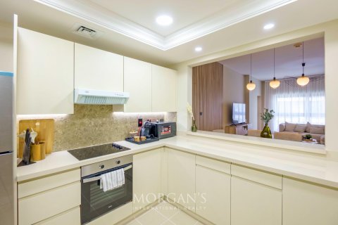 Apartament na sprzedaż w Palm Jumeirah, Dubai, ZEA 2 sypialnie, 165.1 mkw., nr 595933 - zdjęcie 9