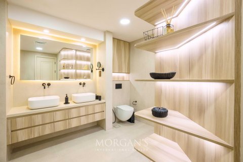 Apartament na sprzedaż w Palm Jumeirah, Dubai, ZEA 2 sypialnie, 165.1 mkw., nr 595933 - zdjęcie 18