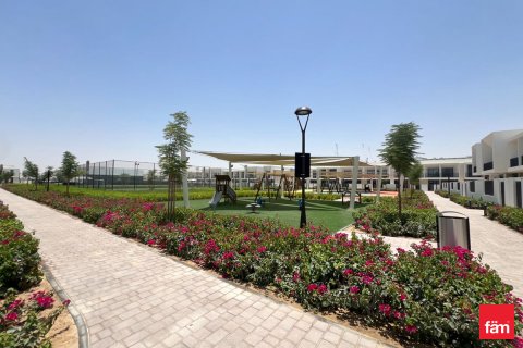 Řadový dům v Town Square, Dubai, SAE 4 ložnice, 261.2 m² Č.: 621392 - fotografie 20