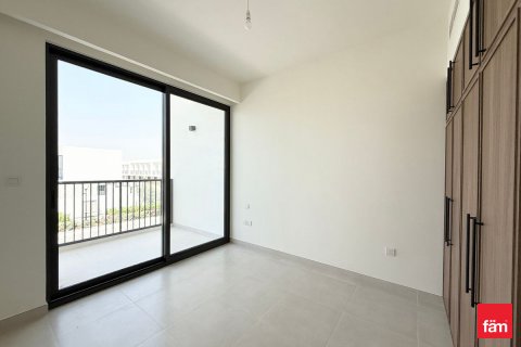 Řadový dům v Town Square, Dubai, SAE 4 ložnice, 261.2 m² Č.: 621392 - fotografie 12