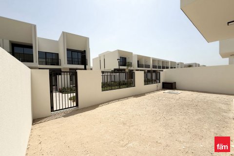 Řadový dům v Town Square, Dubai, SAE 4 ložnice, 261.2 m² Č.: 621392 - fotografie 17