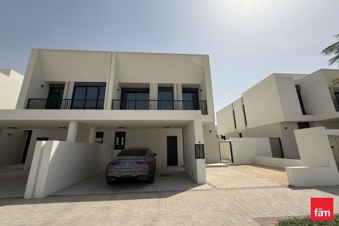 Řadový dům v Town Square, Dubai, SAE 4 ložnice, 261.2 m² Č.: 621392 - fotografie 1