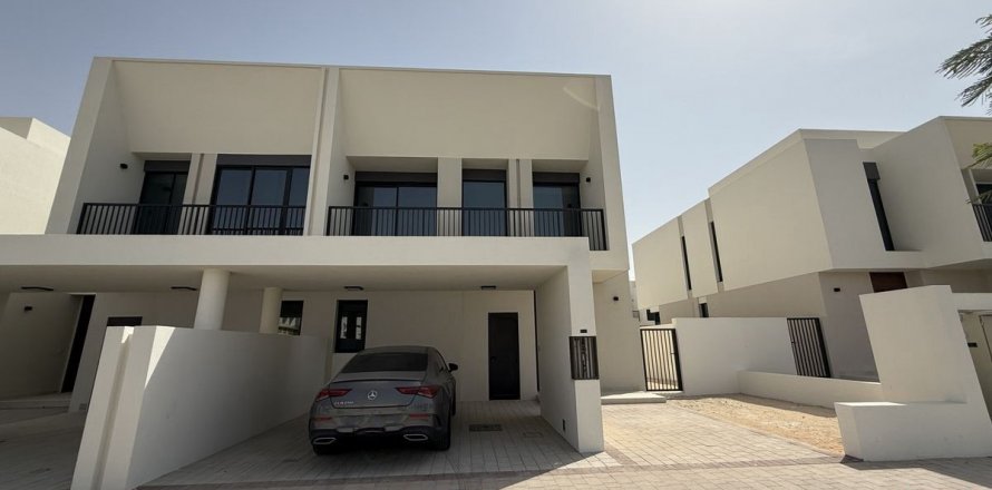 Řadový dům v Town Square, Dubai, SAE 4 ložnice, 261.2 m² Č.: 621392