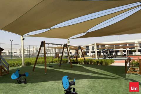 Řadový dům v Town Square, Dubai, SAE 4 ložnice, 261.2 m² Č.: 621392 - fotografie 24
