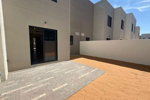 Townhouse on the Yas Island, Abu Dhabi, UAE 2 bedrooms, 124 sq.m. № 594887 - photo 19