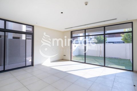 Vila na Yas Island, Abu Dhabi, SAE 4 ložnice, 599.2 m² Č.: 596822 - fotografie 7