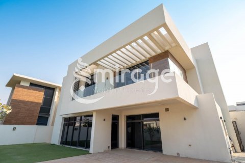 Vila na Yas Island, Abu Dhabi, SAE 4 ložnice, 599.2 m² Č.: 596822 - fotografie 1