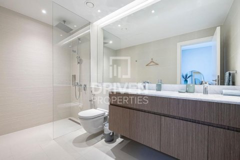 Apartment in Jumeirah, Dubai, UAE 2 bedrooms, 127 sq.m. № 601984 - photo 10