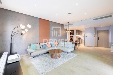 Apartment in Jumeirah, Dubai, UAE 2 bedrooms, 127 sq.m. № 601984 - photo 1