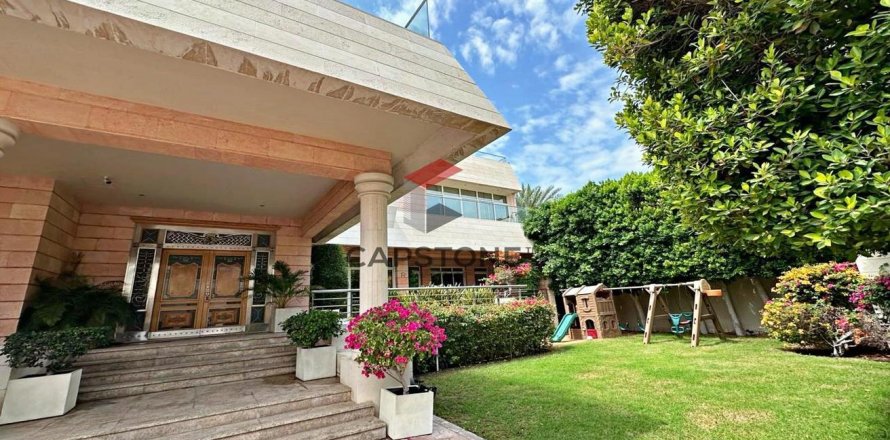 Villa in Al Bateen, Abu Dhabi, UAE 7 bedrooms, 1394 sq.m. № 600946