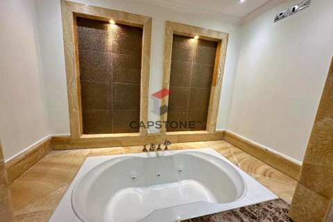 Villa in Al Bateen, Abu Dhabi, UAE 7 bedrooms, 1394 sq.m. № 600946 - photo 14