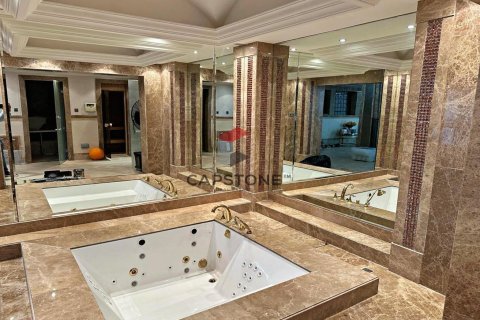 Villa in Al Bateen, Abu Dhabi, UAE 7 bedrooms, 1394 sq.m. № 600946 - photo 17