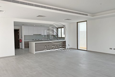 Vilë në Yas Island, Abu Dhabi, Emiratet e Bashkuara Arabe 4 dhoma gjumi, 610 m2. № 615229 - Foto 3