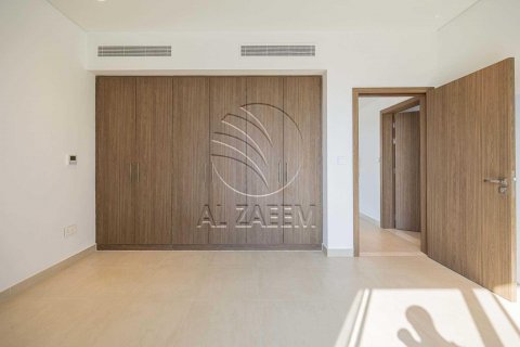 Vila na Yas Island, Abu Dhabi, SAE 4 ložnice, 610 m² Č.: 615227 - fotografie 12