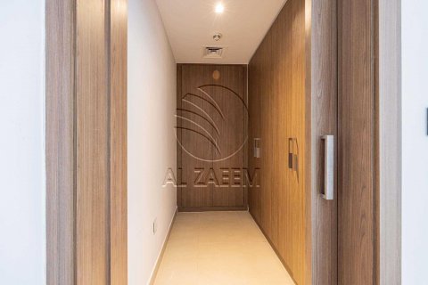 Vila na Yas Island, Abu Dhabi, SAE 4 ložnice, 610 m² Č.: 615227 - fotografie 16