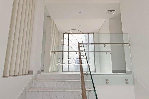Vila na Yas Island, Abu Dhabi, SAE 4 ložnice, 610 m² Č.: 615227 - fotografie 10