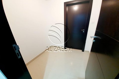 Müüa korter asukohaga Al Reem Island, Abu Dhabi, AÜE: 4 magamistoaga, 239 m² Nr 615232 - pilt 18