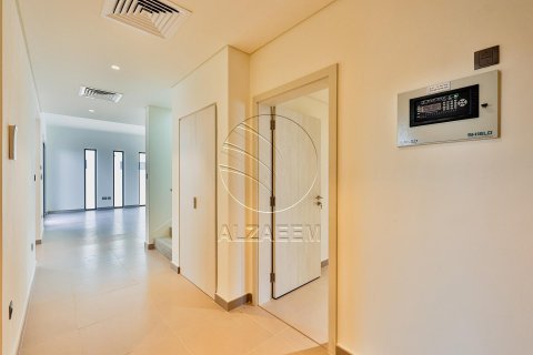 Vilë në Yas Island, Abu Dhabi, Emiratet e Bashkuara Arabe 3 dhoma gjumi, 203 m2. № 615228 - Foto 4