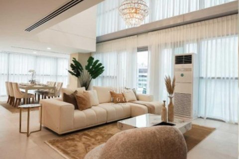 Apartment in Al Reem Island, Abu Dhabi, UAE 1 bedroom, 63.8 sq.m. № 577705 - photo 4