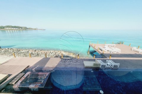 Villa in Nurai Island, Abu Dhabi, UAE 6 bedrooms, 1737 sq.m. № 615561 - photo 2