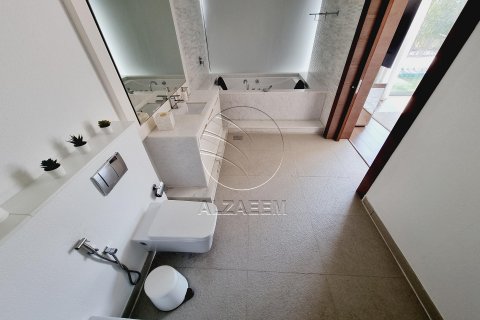 Villa in Nurai Island, Abu Dhabi, UAE 6 bedrooms, 1737 sq.m. № 615561 - photo 16