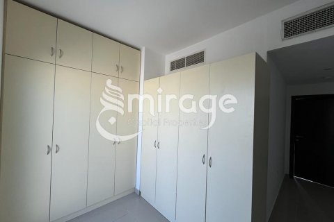 Řadový dům v Al Reef, Abu Dhabi, SAE 3 ložnice, 174.1 m² Č.: 596936 - fotografie 6