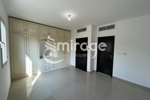 Řadový dům v Al Reef, Abu Dhabi, SAE 3 ložnice, 174.1 m² Č.: 596936 - fotografie 5