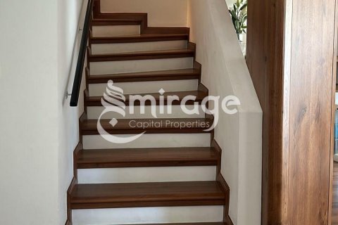 טאונהאוס למכירה ב Al Reef, Abu Dhabi, איחוד האמירויות  5 חדרי שינה, 273.4 מ"ר, מספר 596935 - תמונה 4