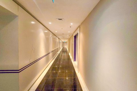 Office in Sheikh Zayed Road, Dubai, UAE 497 sq.m. № 594996 - photo 17