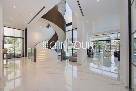 Villa te huur in Al Barari, Dubai, VAE 6 slaapkamers, 1030.7 vr.m., nr 599928 - foto 3
