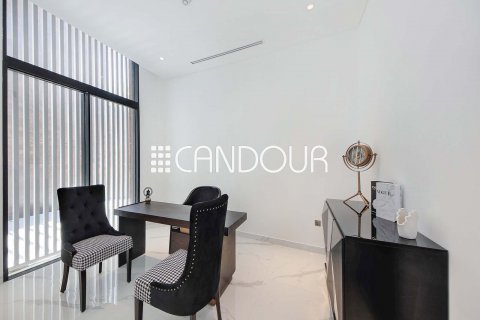 Villa te huur in Al Barari, Dubai, VAE 6 slaapkamers, 1030.7 vr.m., nr 599928 - foto 17